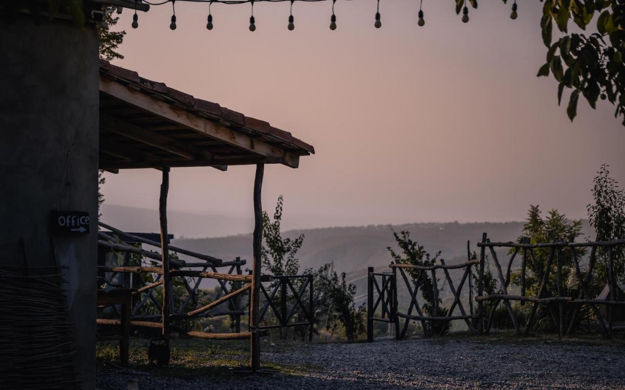 Lost Ridge Inn, Brewery & Ranch シグナギ エクステリア 写真